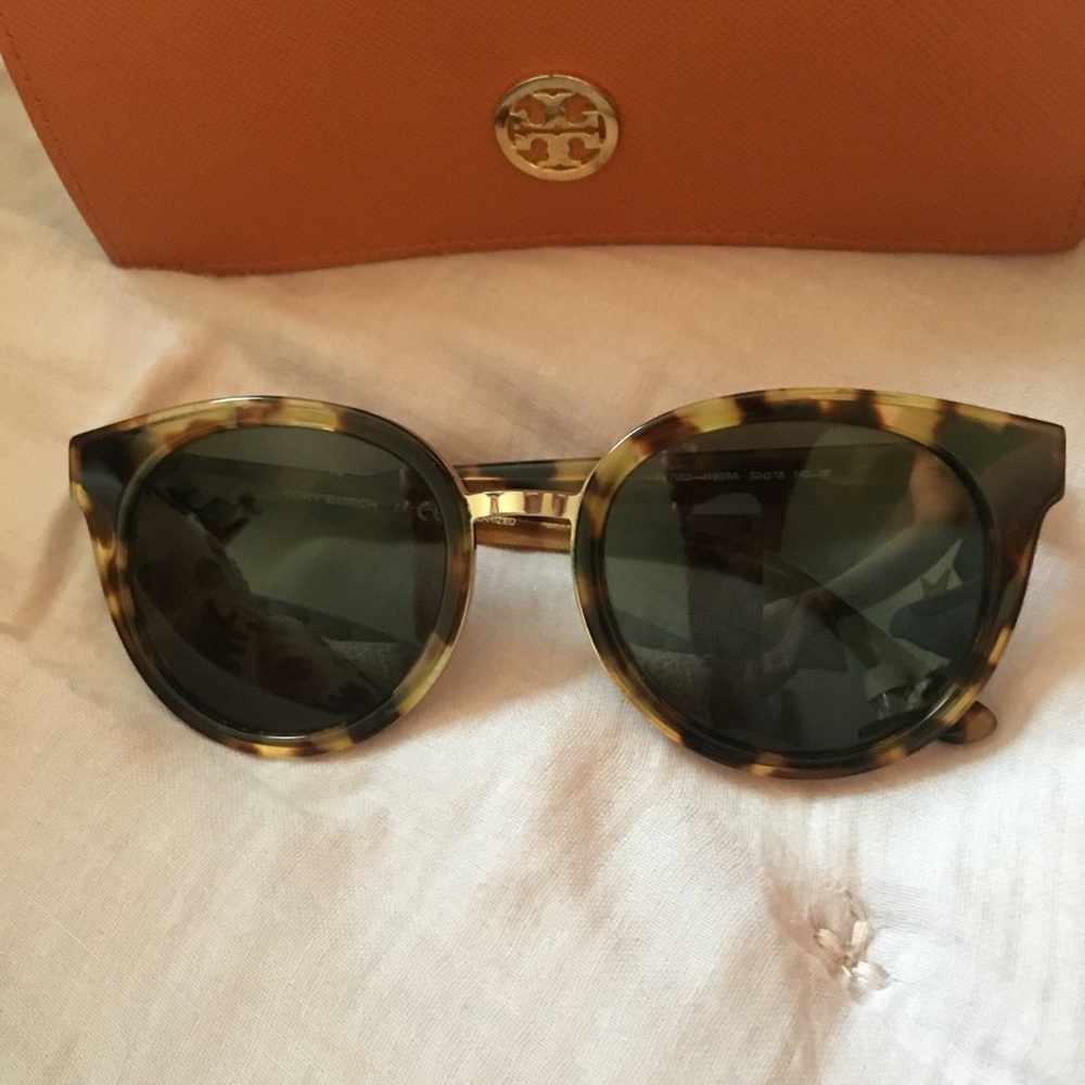 Tory Burch Polarized Panama Tortoise Sunglasses